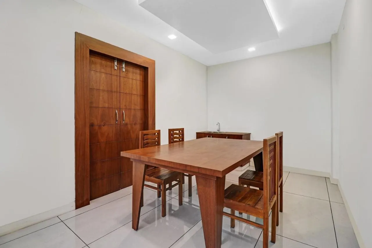 OYO 42688 Adora Hotel Fathima Palace Kozhikode
