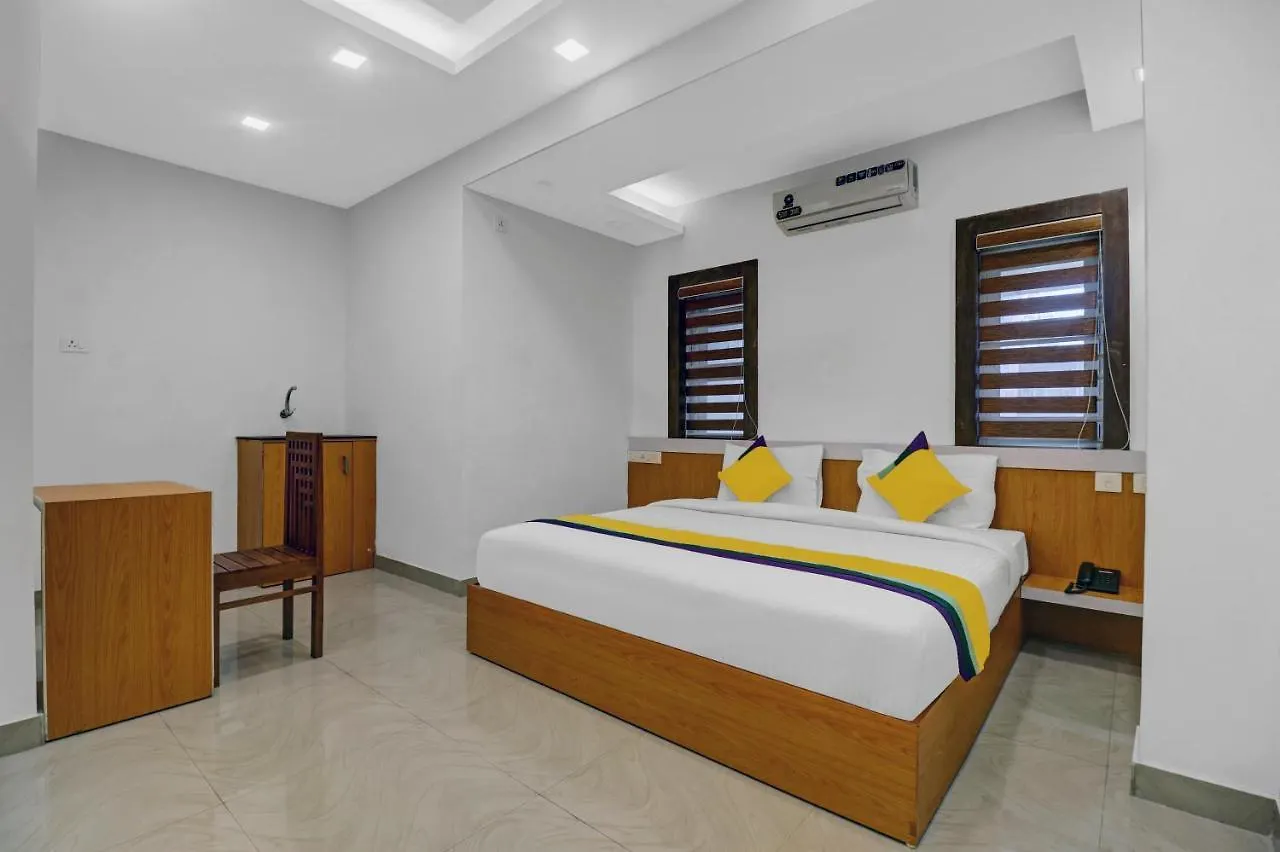 OYO 42688 Adora Hotel Fathima Palace Kozhikode