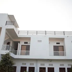 *** Hotel The Ajanta India