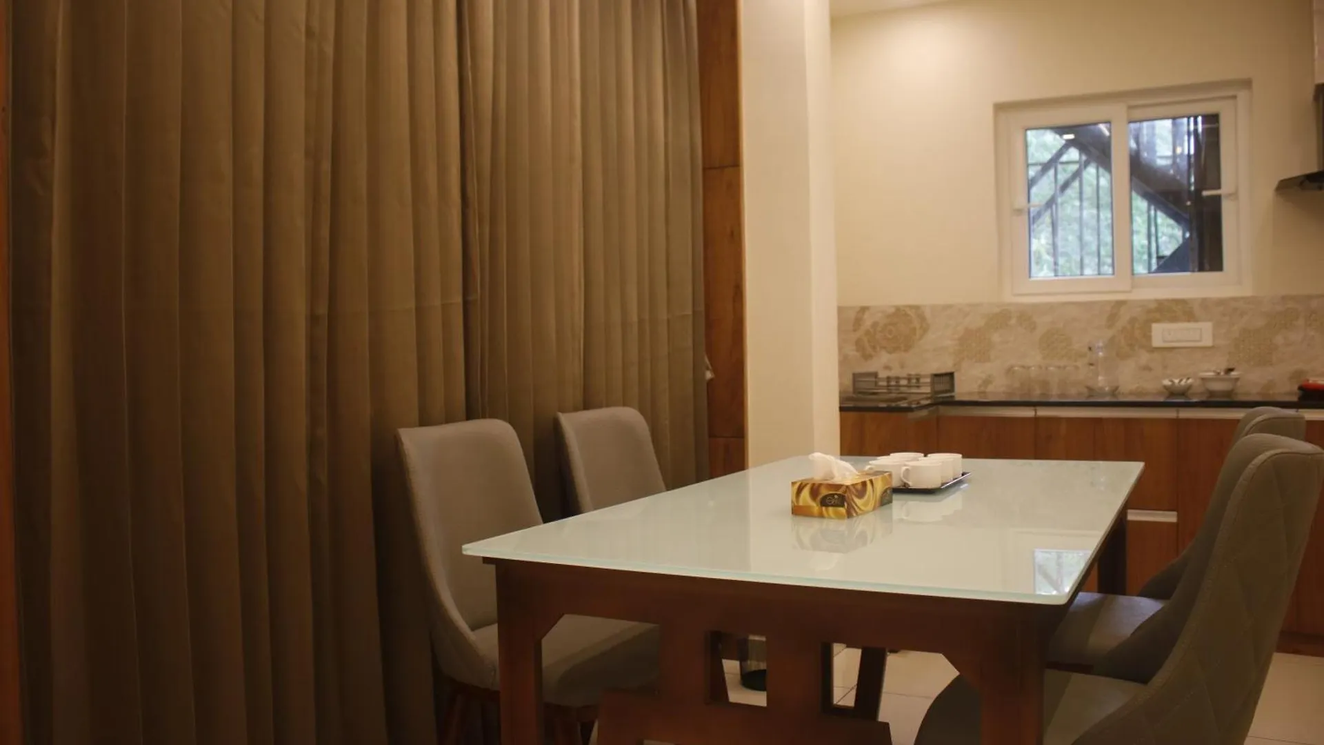 Hotel Fathima Palace Kozhikode